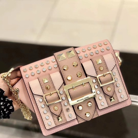 Michael Kors Handbags - NWT Michael kors softpink Hayden Purse Studded Crossbody Shoulder Bag